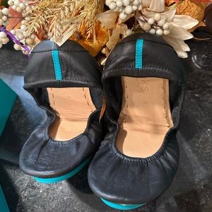 Tieks Matte Black Size 8 BNIB